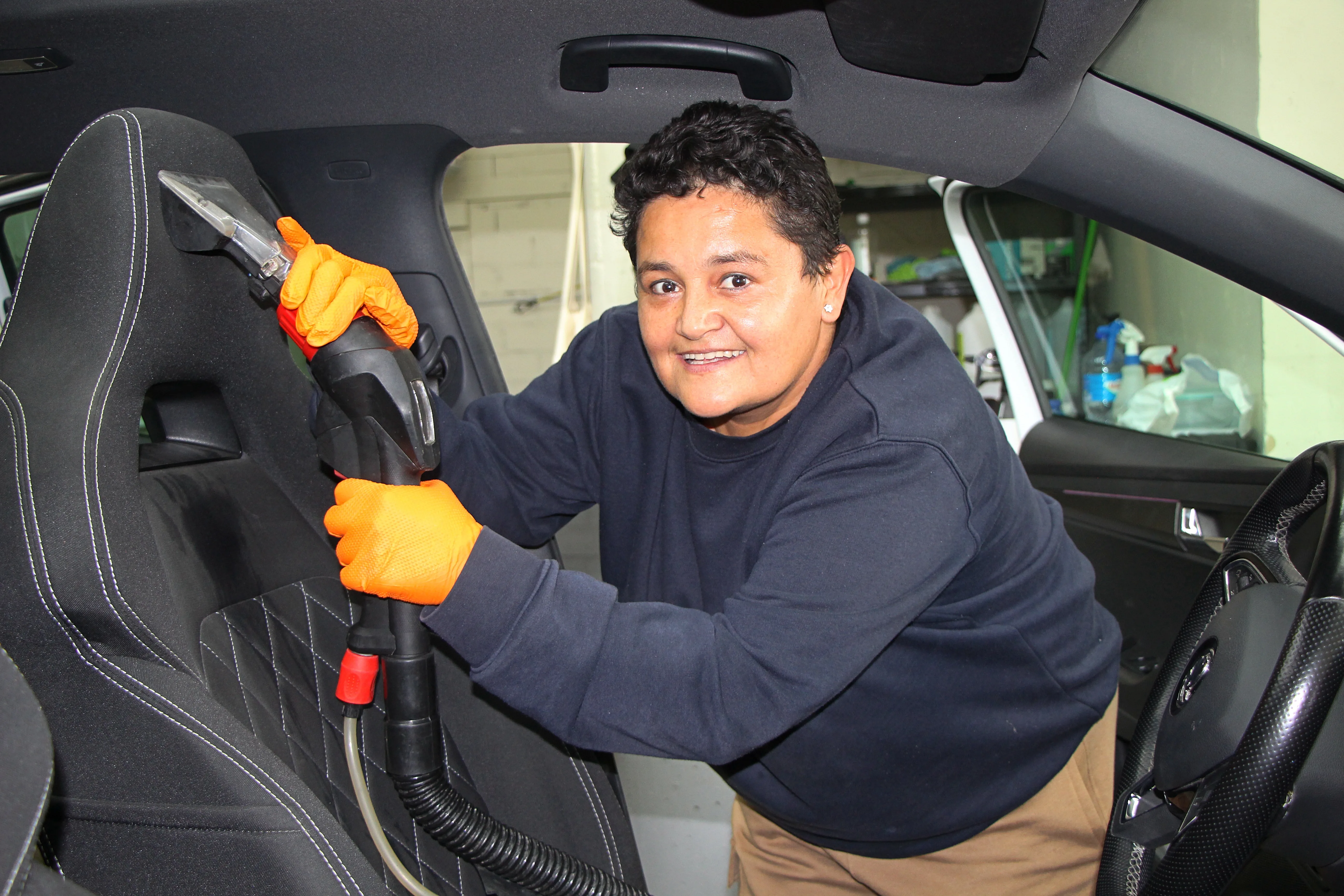 Limpieza de tapicería deportiva — La Especialización